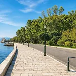 Thomais House Corfu * Corfu (city)