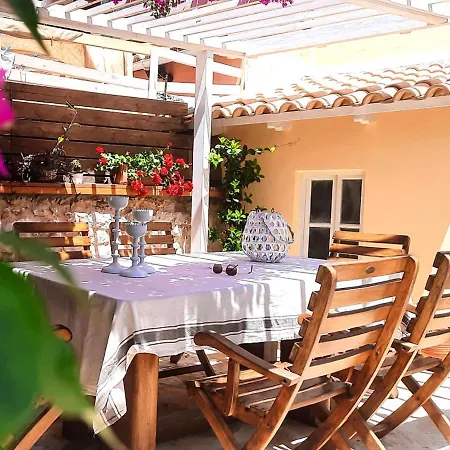 Feriehus Thomais House Corfu *