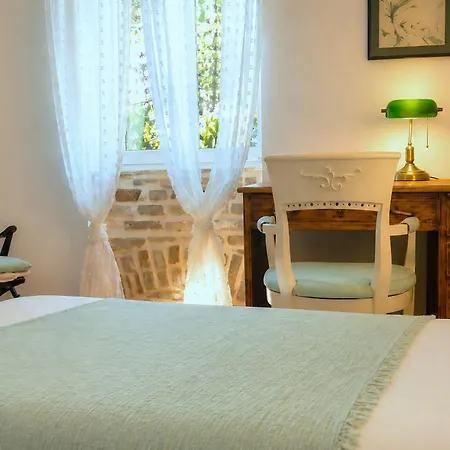 Case de vacanță Thomais House Corfu *